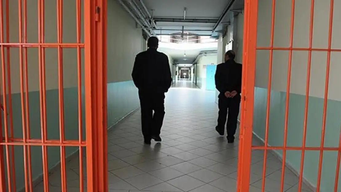 Açık Cezaevlerindeki Hükümlülerin koronavirüs İzin Süreleri 2 Ay Uzatıldı