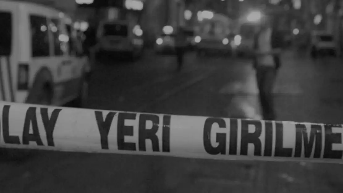 Birlikte Yaşadığı Kişiyle Tartışan Kadın Arkadaşının Evinden Kendini Boşluğa Bıraktı