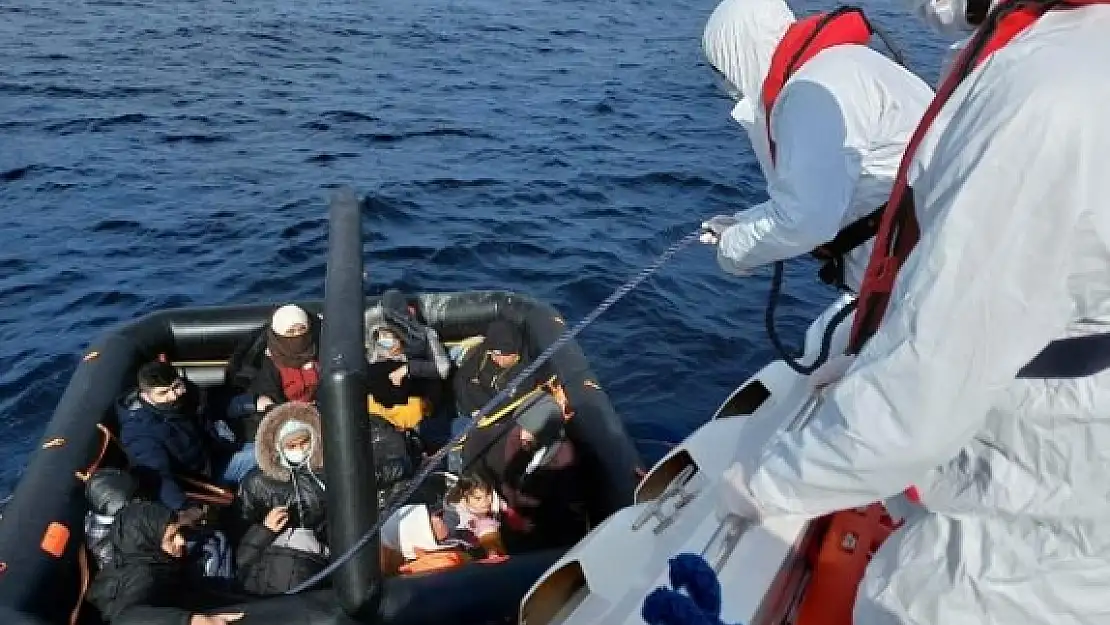 Bodrum'da Can Salındaki Düzensiz Göçmenler Kurtarıldı