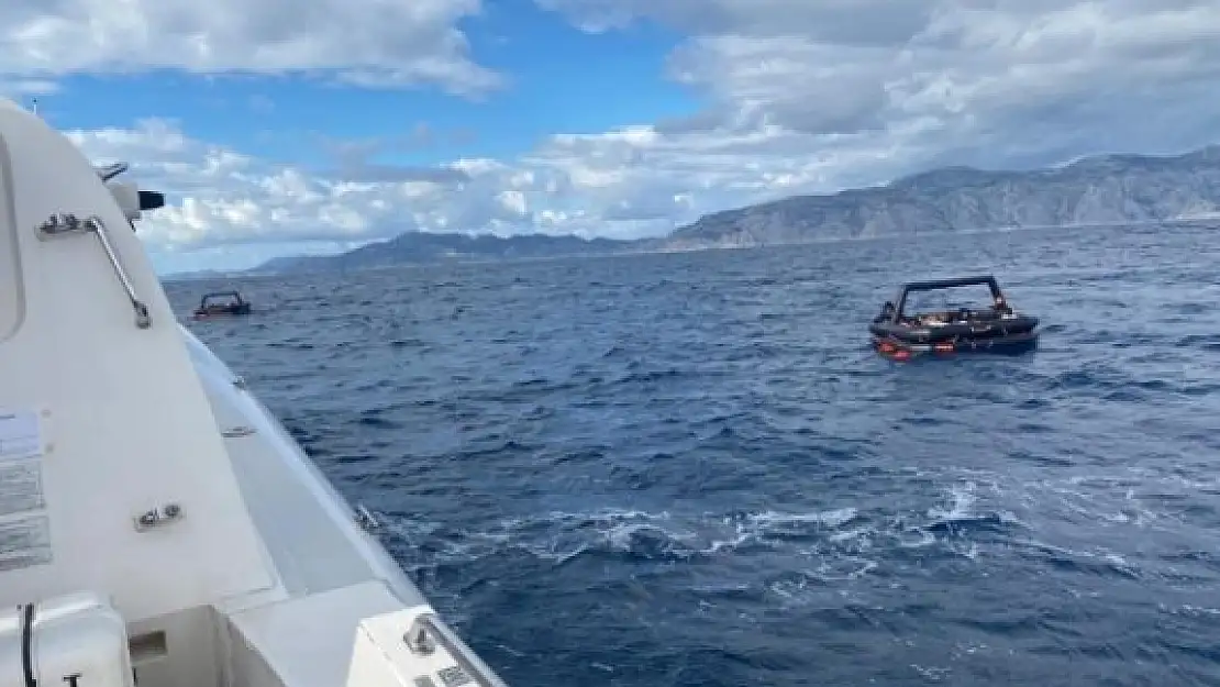 Marmaris Açıklarında 24 Düzensiz Göçmen Kurtarıldı