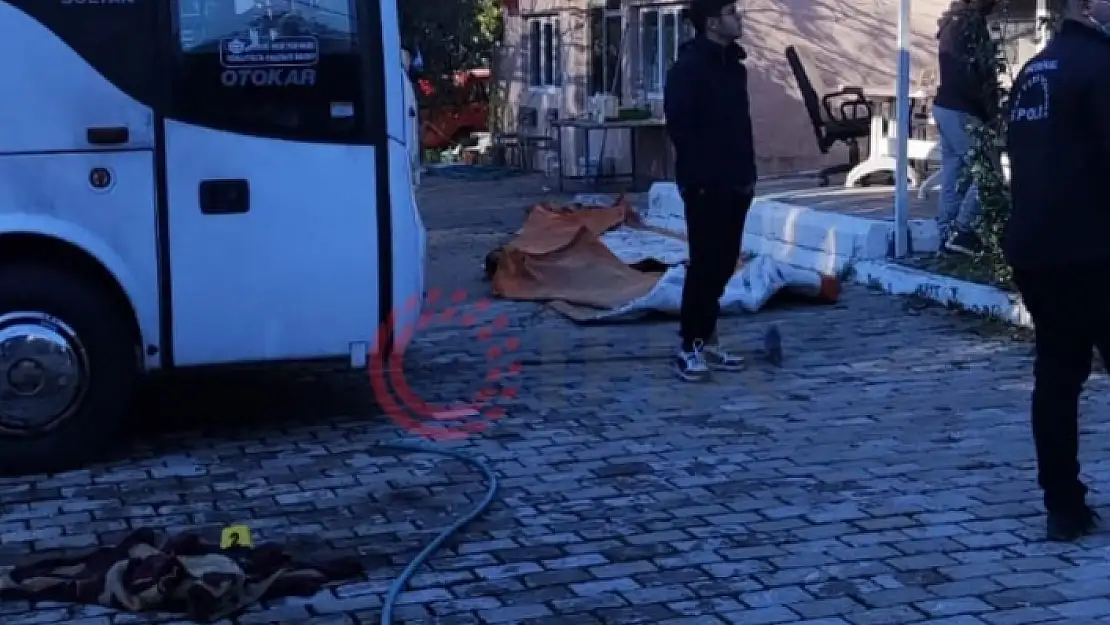 Marmaris'te Zabıtaların Uyardığı Kömürcü Kendini Yaktı