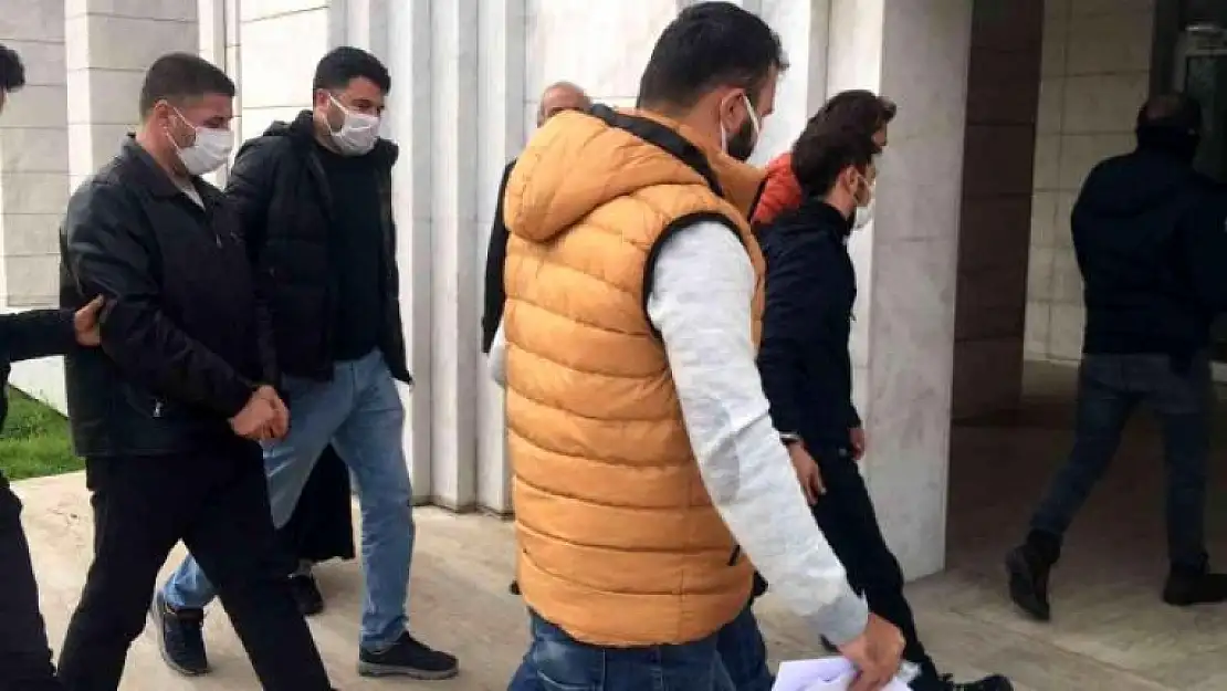 Milas'a Kiralık Araçla Gelip Başka Aracı Çaldılar