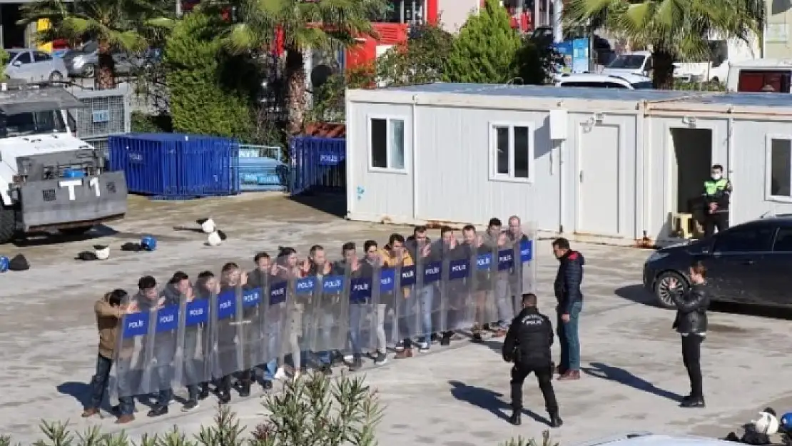 Muğla'da Emniyet Personeline Toplumsal Olaylara Müdahale Eğitimi