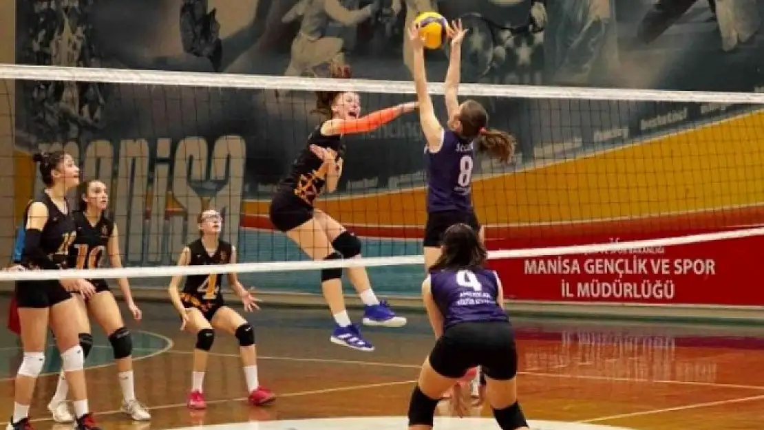 Muğla'nın da Aralarında Bulunduğu 8 İlden 168 Sporcunun Katıldığı Voleybol Müsabakaları Başladı