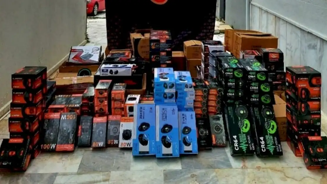 Muğla'da Kaçak İçki ve Elektronik Eşya Ele Geçirildi