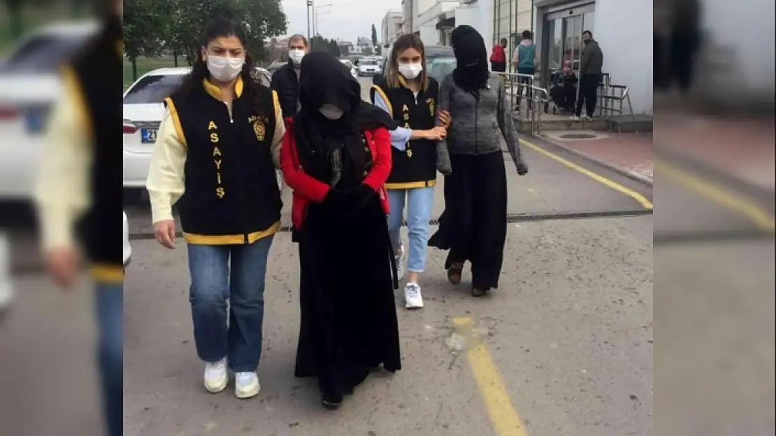 Semt Pazarındaki Yan Kesici Kadınlardan İnanılmaz Taktik!