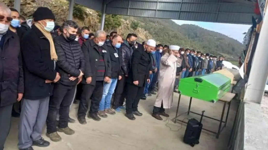 Yatağan'daki Traktör Kazasında Yaşamını Yitiren Genç Çift Toprağa Verildi
