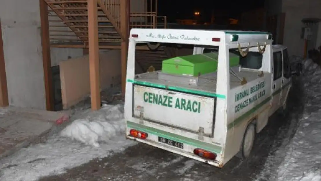Baba Parçalanmış, Oğlu İse Donmuş Olarak Ölü Bulundu