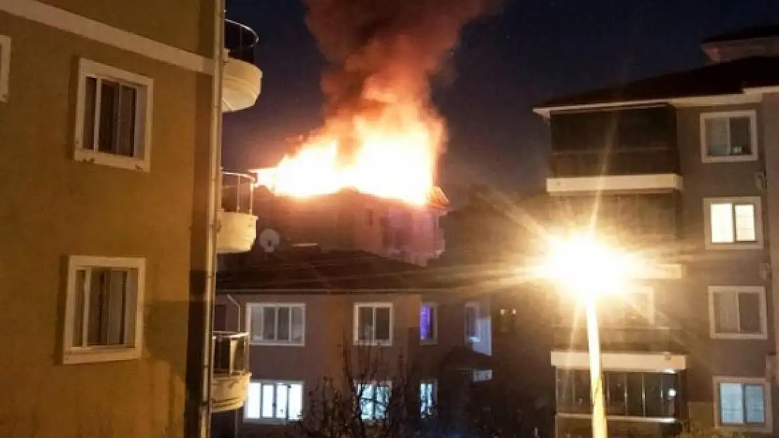 Dalaman'da Çatı Yangını!