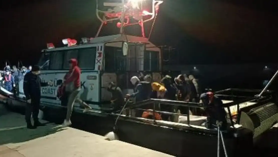 Datça'da 42 Göçmen Kurtarıldı
