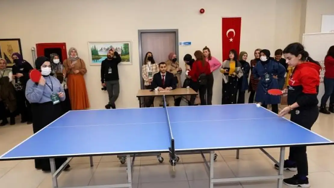 Muğla'nın da Aralarında Bulunduğu 9 İlden Gelen Gençler Turnuvada Buluştu