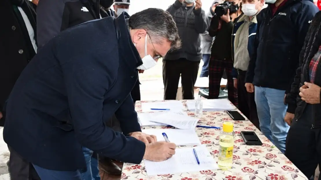 Yatağan Belediye Başkanı'ndan 'Çimento Fabrikası'na Hayır' Kampanyasına Destek