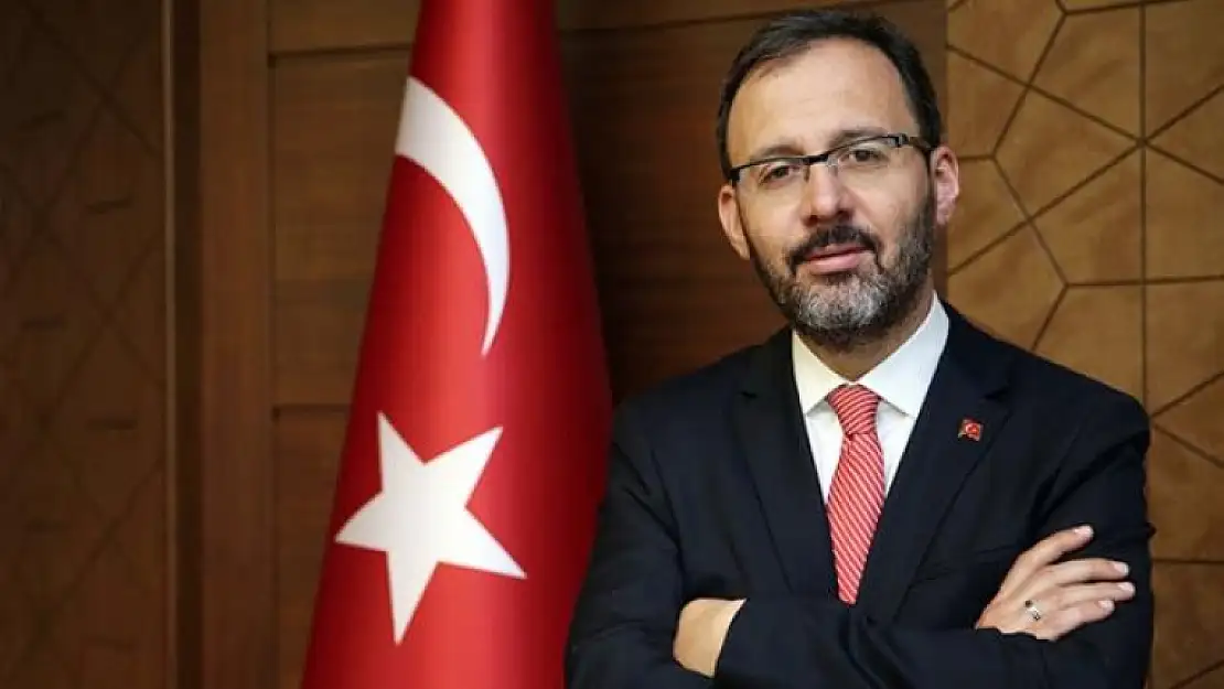 Bakan, Yurtlardaki Ücretsiz İnternet Kotasının Yükseltildiğini Açıkladı