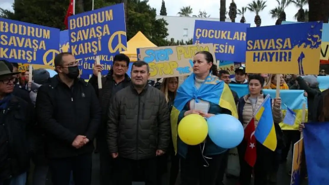 BODRUMLU UKRAYNALILAR 'SAVAŞA HAYIR' PROTESTOLARINA DEVAM EDİYOR