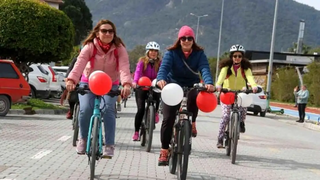 Fethiye'de Pedallar 8 Mart Dünya Kadınlar Günü için Çevrildi
