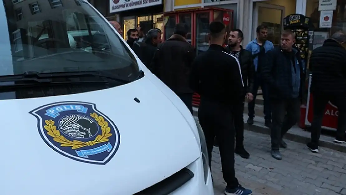 İstediği Sigaranın Kalmamasına Sinirlendi, Büfeciyi Bıçakladı