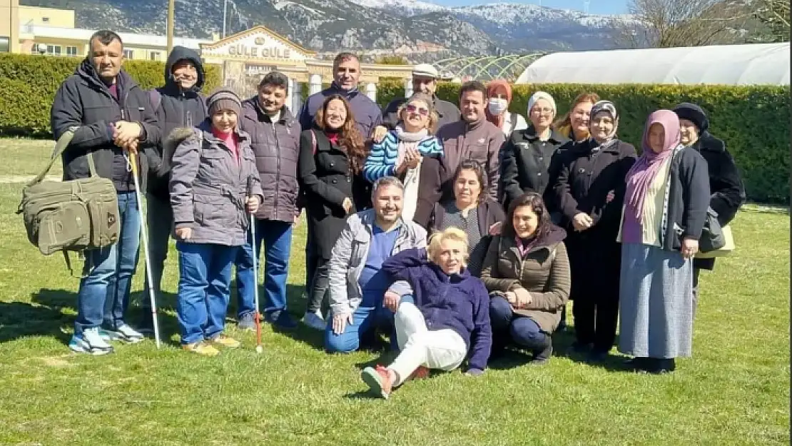 MEMURİYETE ATANAN ENGELLİ BİREYLERE ANLAMLI PROGRAM