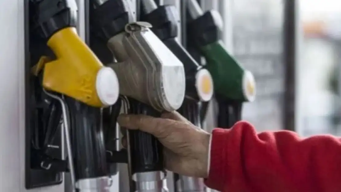 Petrol Fiyatları Uçuşa Geçti: Zam Kapıda!