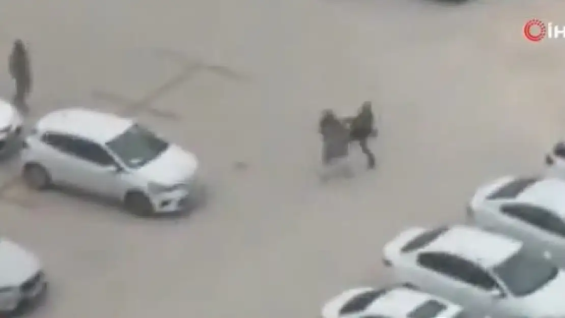 Sokak Ortasında Kadına Şiddet!