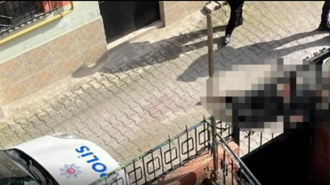 Tartışma Sonrası Ekmek Bıçağıyla Sokak Ortasında Eşini Katletti
