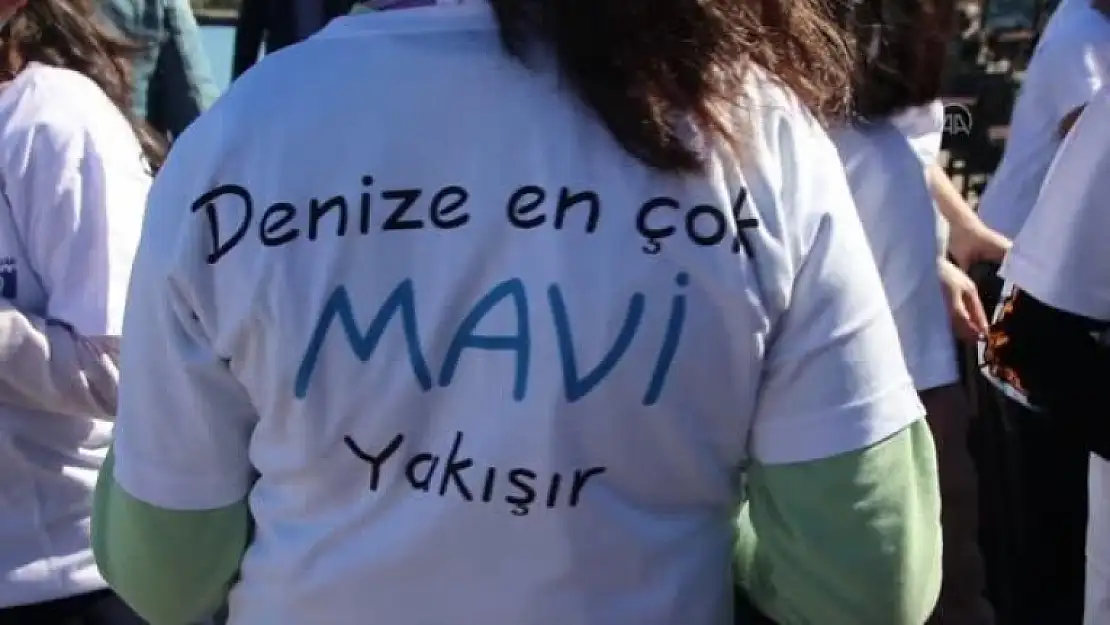 Bodrum'da Deniz Dibi ve Kıyı Temizliği Yapıldı
