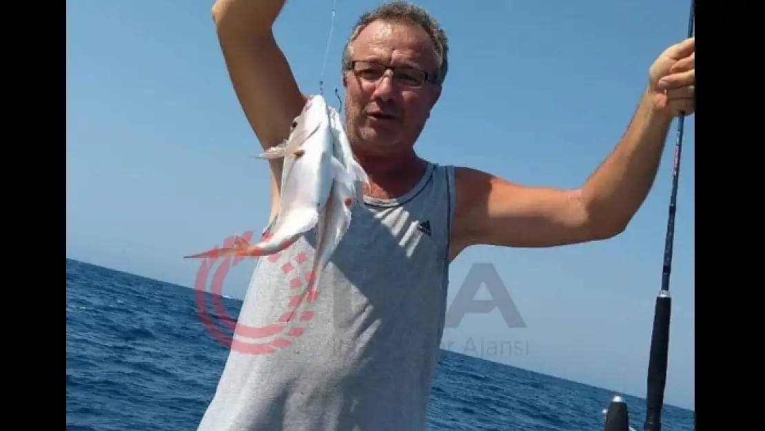 Bodrum'da Teknesi Alabora Olan Balıkçı Kayboldu Teknesi Didim'de Bulundu