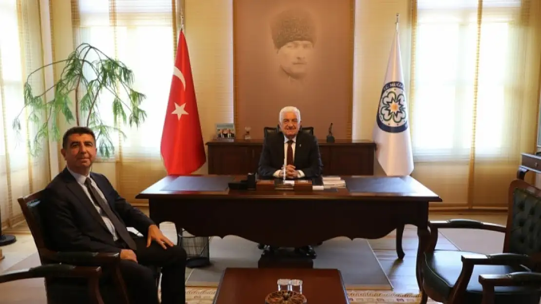 Defterdar Veysel Sezgin'den Başkan Gürün'e Veda Ziyareti