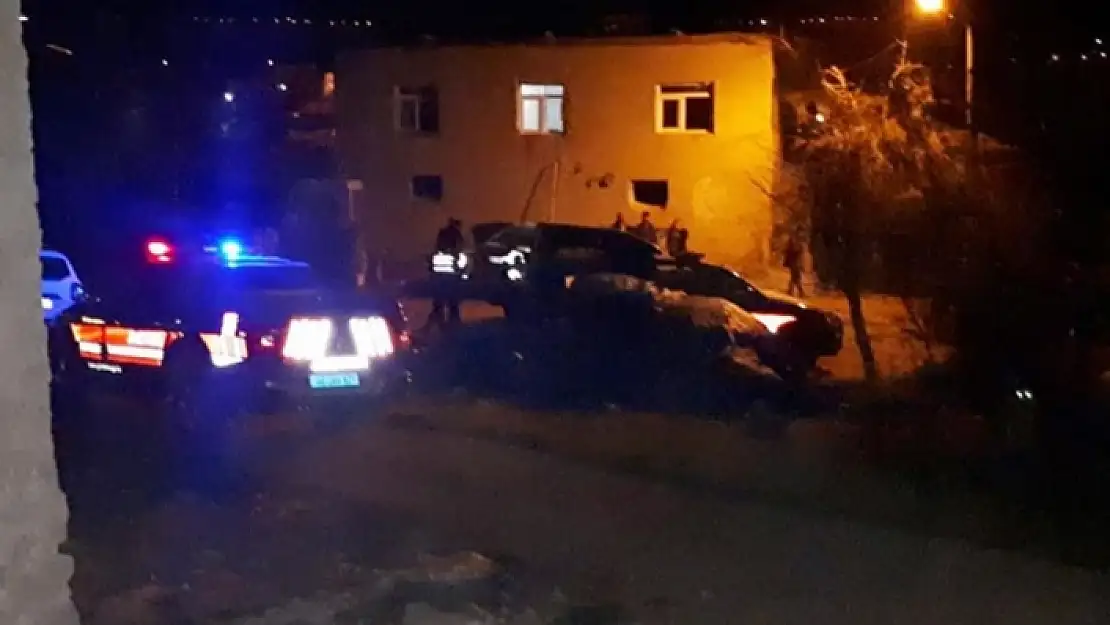 Komşuların Kavgasında 14 Yaşındaki Kız Hayatını Kaybetti
