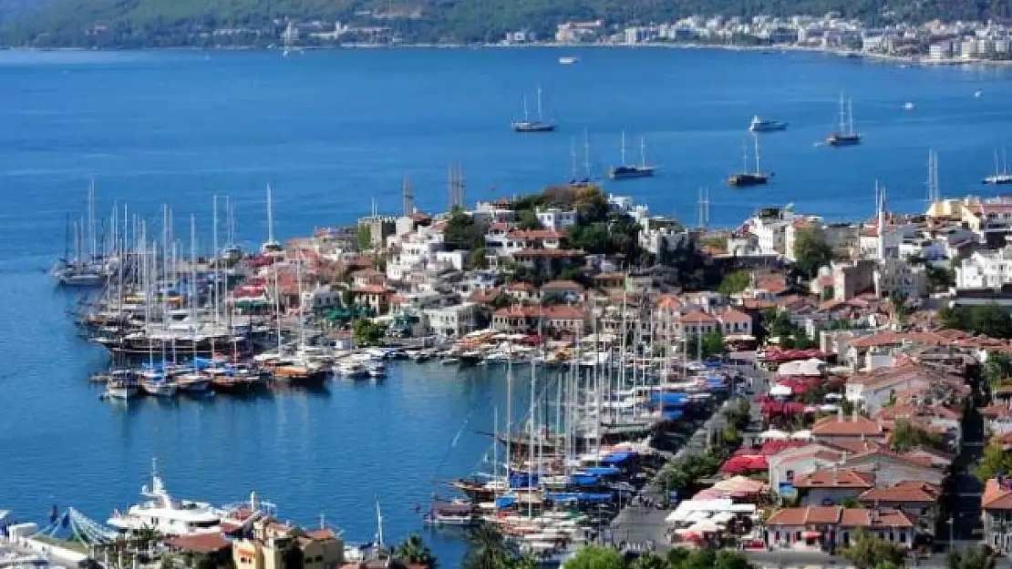 Marmaris'te Turist Hareketliliği Başladı