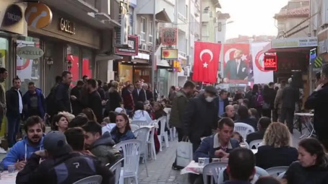 Menteşe'de 4 Bin 500 Kişilik İftar Programı Düzenlendi