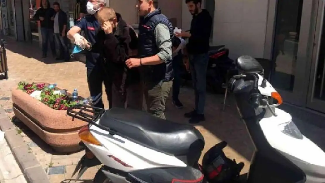 Milas'ta Motosiklet Kazası: 2 Kişi Yaralandı