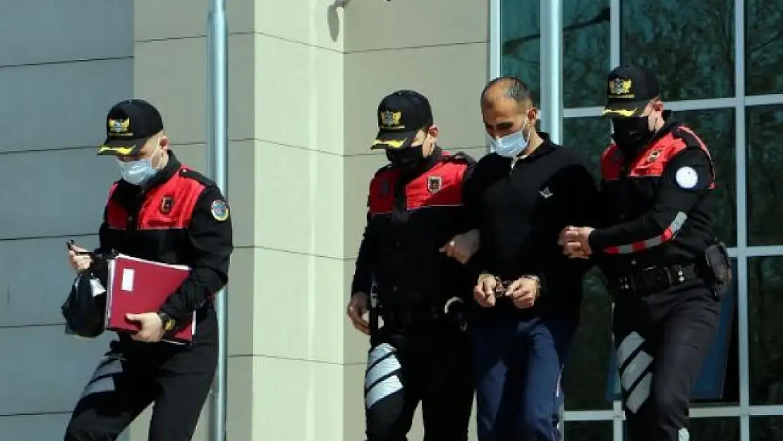 Öldürdüğü Kişinin Üzerine 'Sapıktı' Notu Yazmıştı Sebebi Ortaya Çıktı