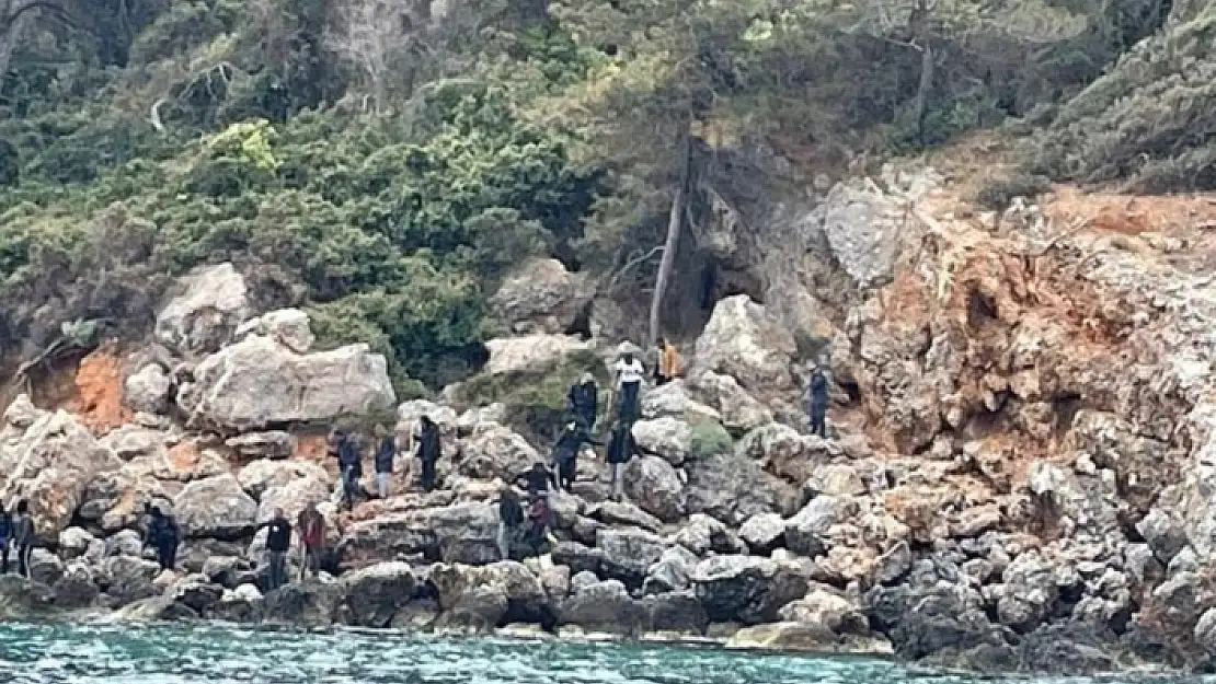Umuda Yolculuk Faciayla Sonuçlandı: 1 Kişi Hayatını Kaybetti, 4 Kişi Kayıp