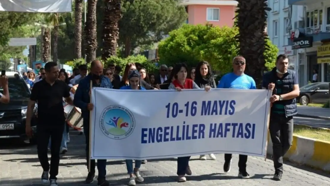 Köyceğiz'de Engelliler Haftası Farkındalık Yürüyüşü