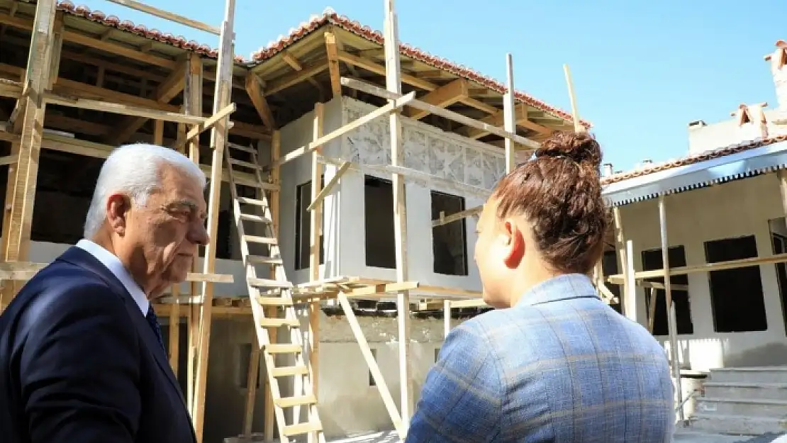 Muğla Büyükşehir, Ağa Bahçesi Konağındaki Çalışmaların Yüzde 75'ini Tamamladı