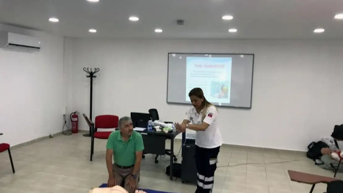 Muğla'da Muhtarlara İlkyardım Eğitimi