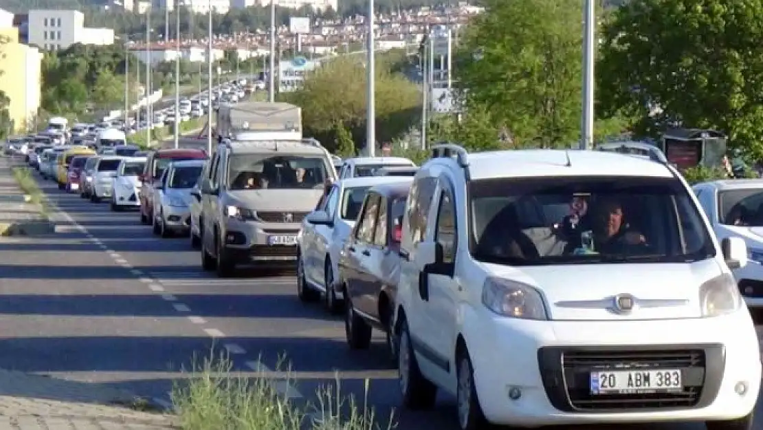 Muğla'daki Tatilcilerin Dönüş Kuyruğu!