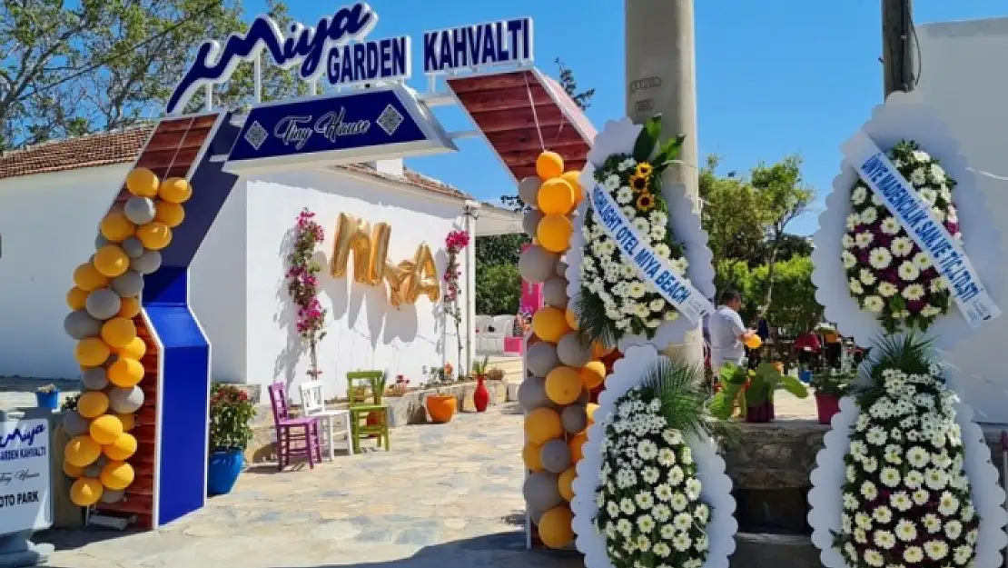 Turizmci Hamit Tecer, Bodrum'da Kahvaltıcı Açtı