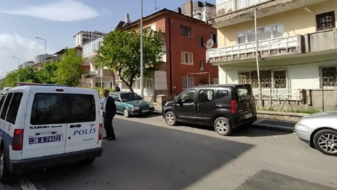 Yalnız Yaşayan Adamın Evinde Cansız Bedeni Bulundu