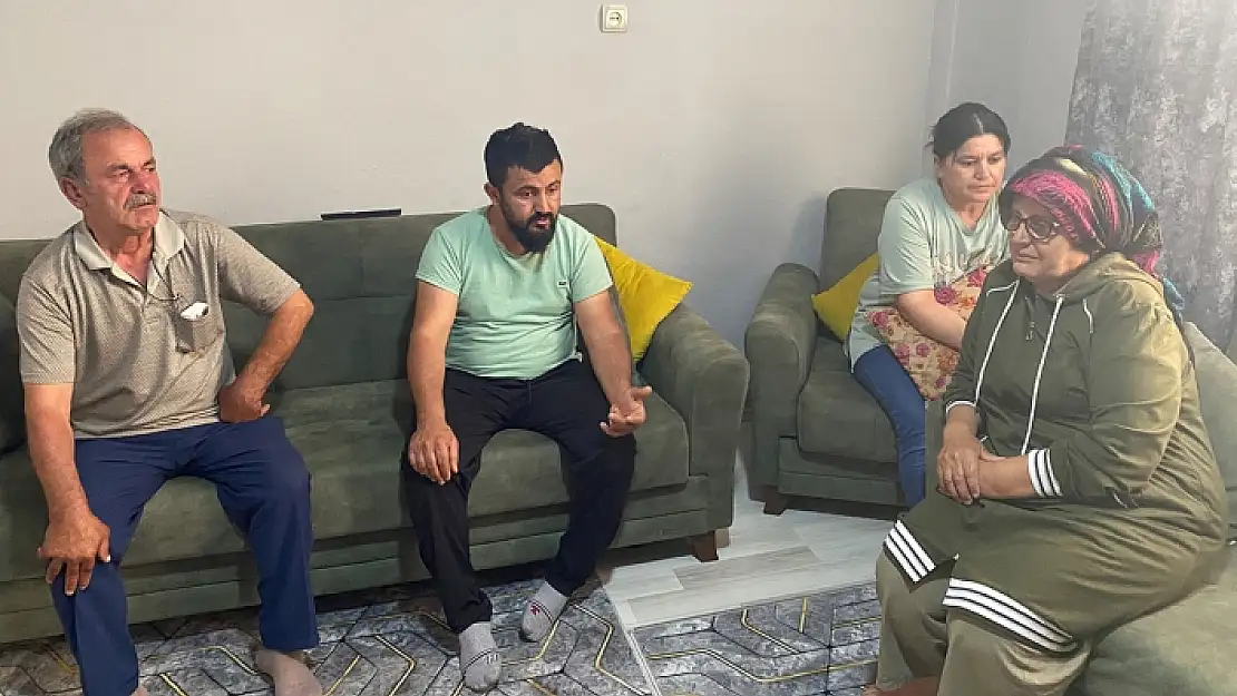 Babasının Yanındaki Çocuğu Haczettiler
