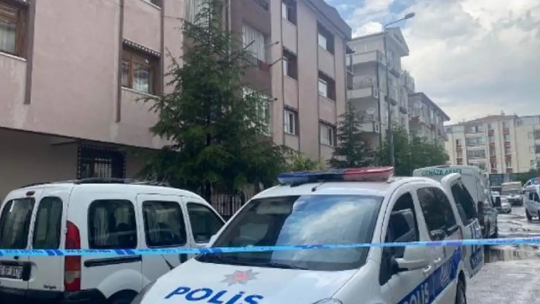 Boşanma Aşamasındaki Eşini Katleden Adam, İntihar Etti
