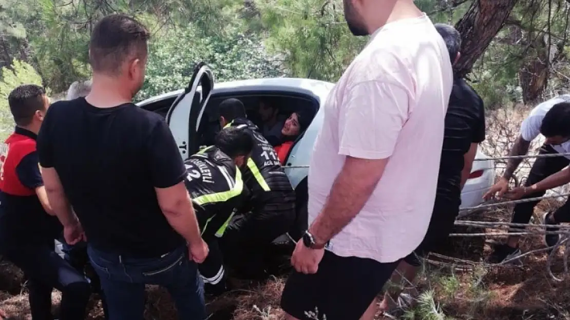 Ula'daki Sakartepe Rampasında Kaza: 6 Yaralı