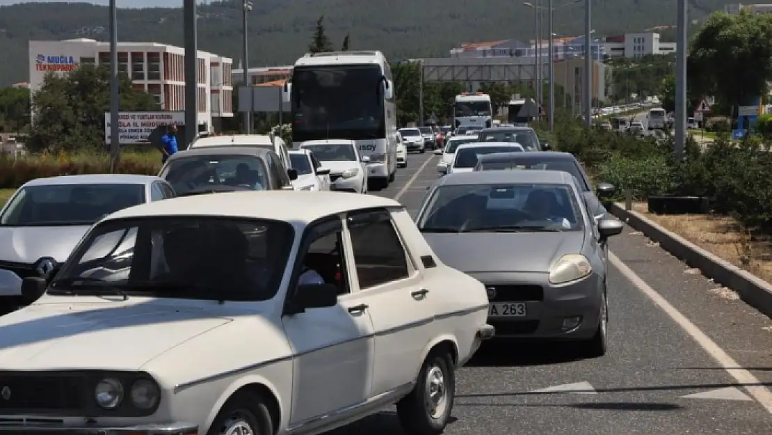 Bodrum-Milas Karayolu'nda Aşırı Yoğunluk