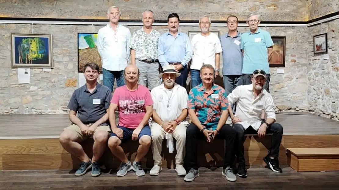 Bodrum'da Asker Ressamlar Sergisi Açıldı
