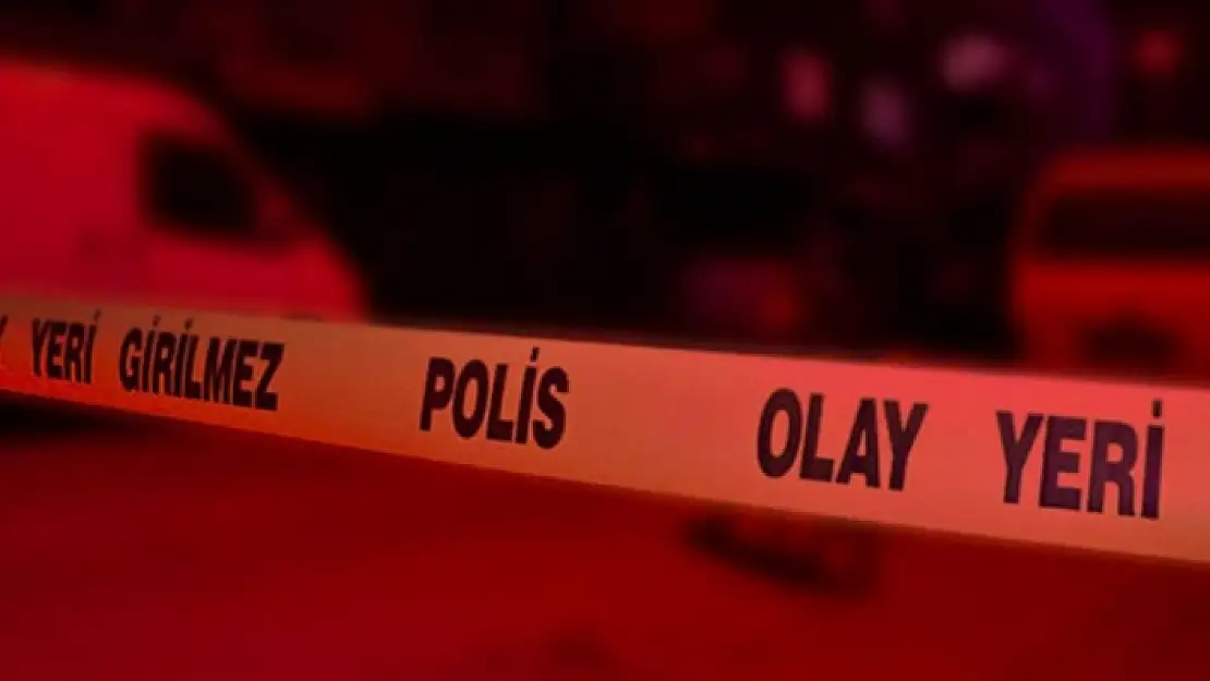 Eşini Katletti, Oğluna 'Eve Git Anneni Sakinleştir' Dedi
