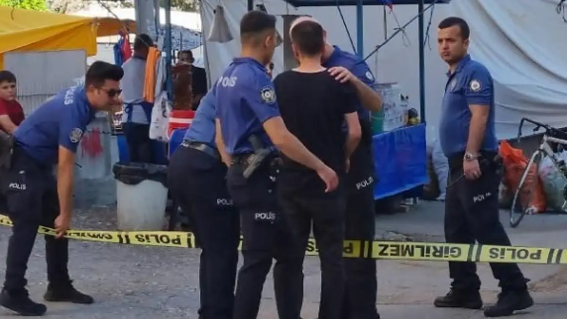 Eski Milli Atlet, Evinin Önünde Katledildi