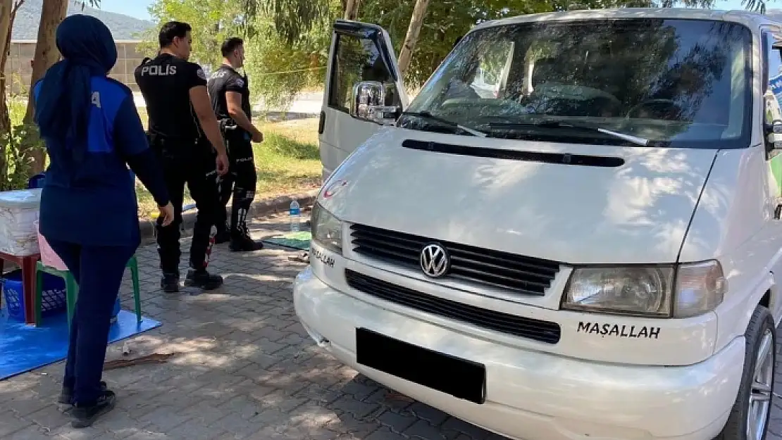 Fethiye'deki Lüks Araçta Dilencilik!