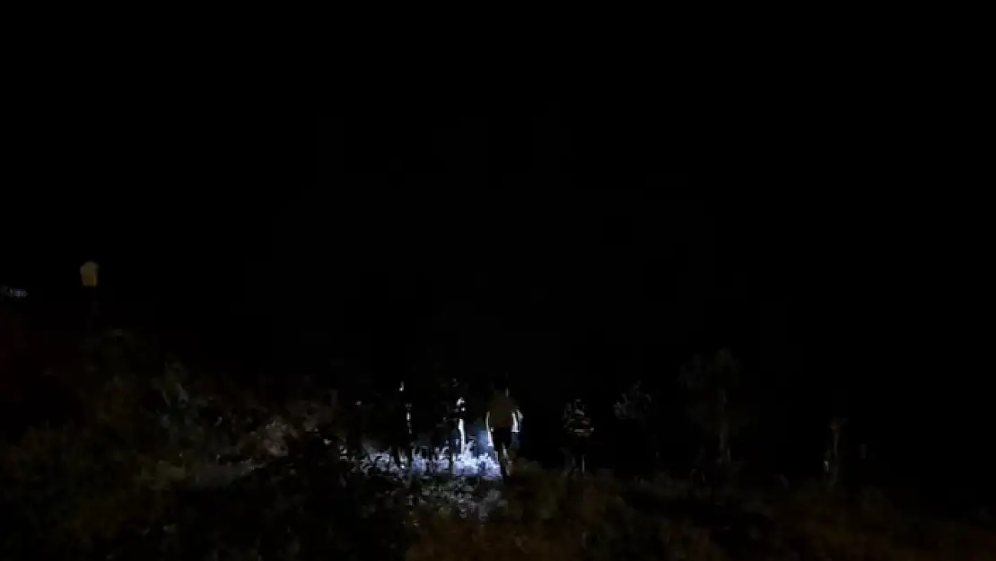 Menteşe'de Gece Yarısı Yangın!