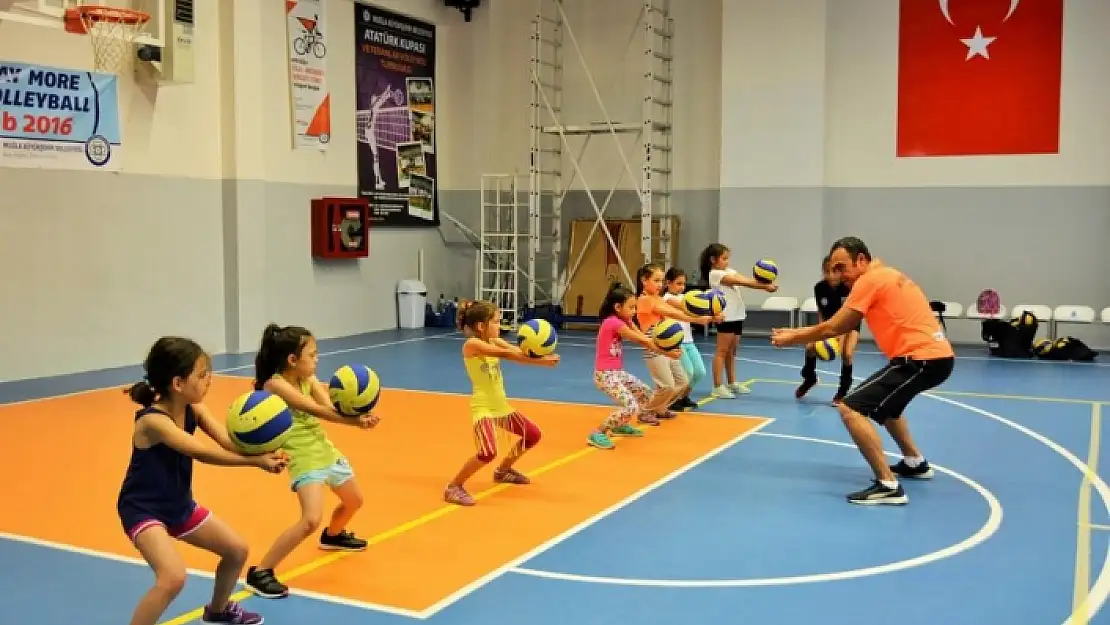 Muğla Büyükşehir Yaz Kurslarına Vatandaştan Yoğun İlgi