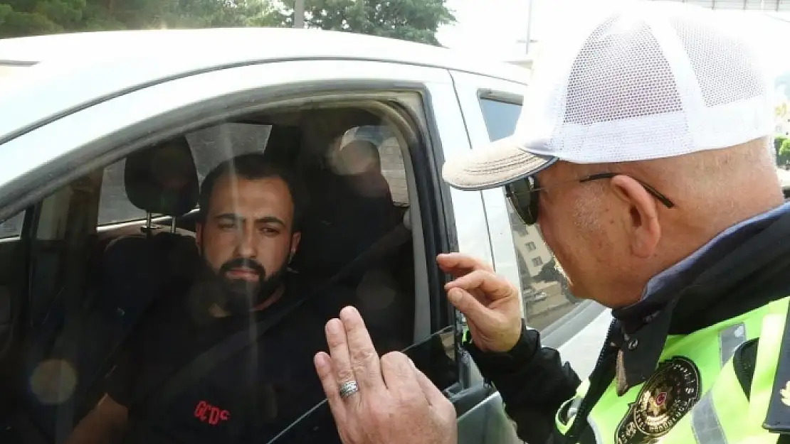 Muğla'da Bayram Öncesi Yolculara Trafik Kuralları ve Emniyet Kemeri Uyarısı